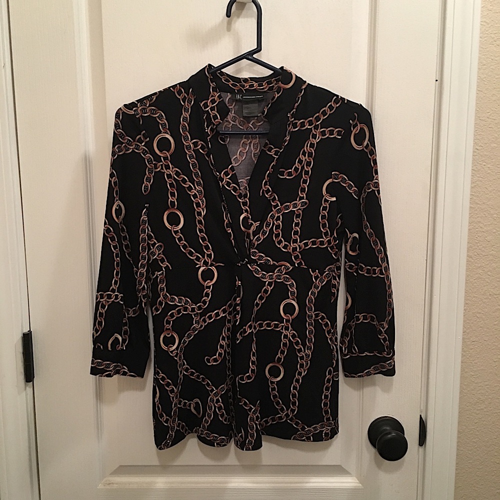 Black Top with Chain Print -Half Sleeves